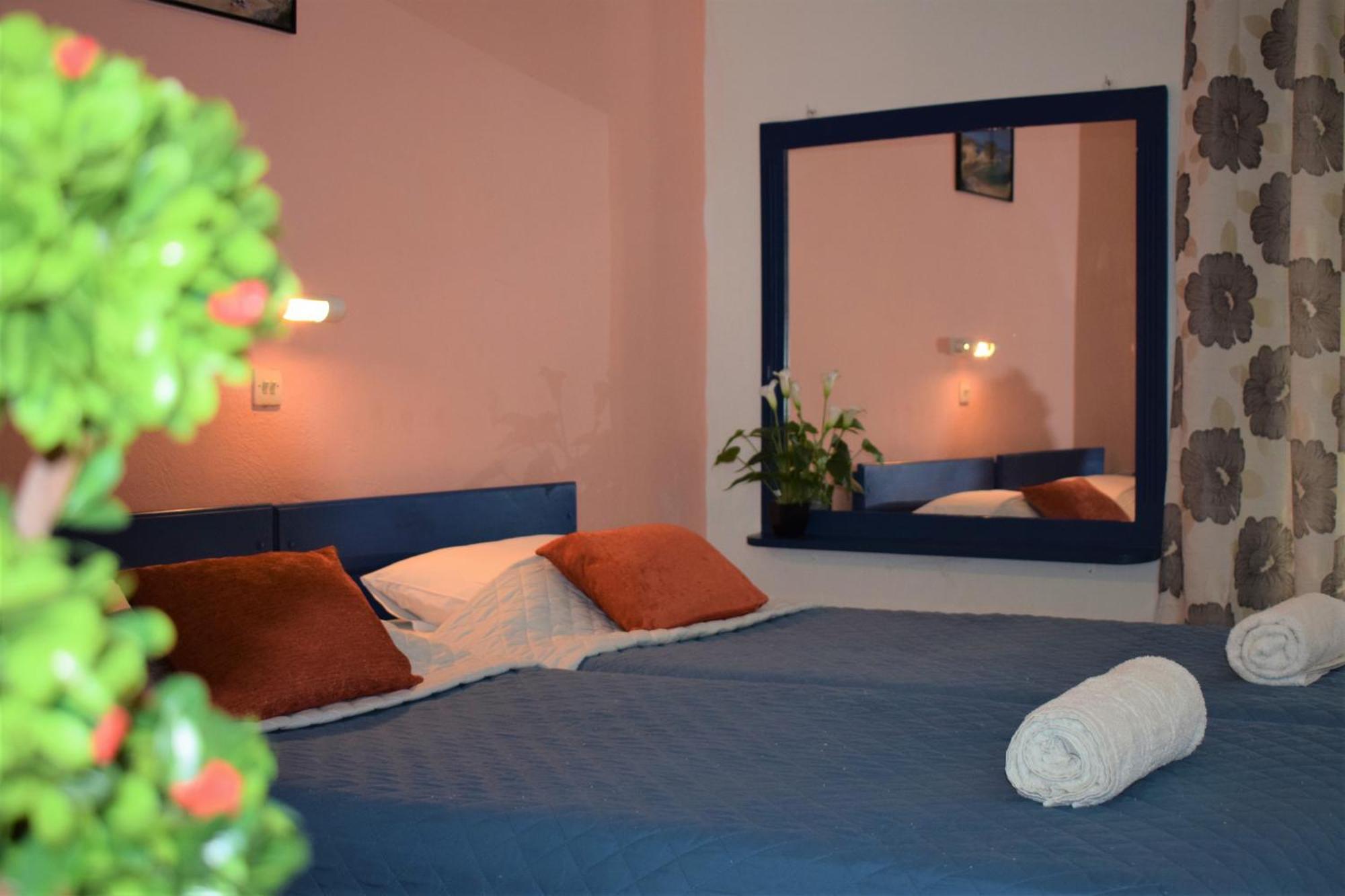 בארבאטי Paradisus Apartments מראה חיצוני תמונה