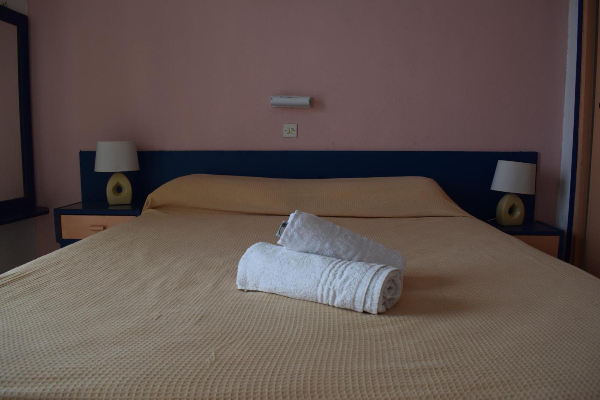 בארבאטי Paradisus Apartments מראה חיצוני תמונה