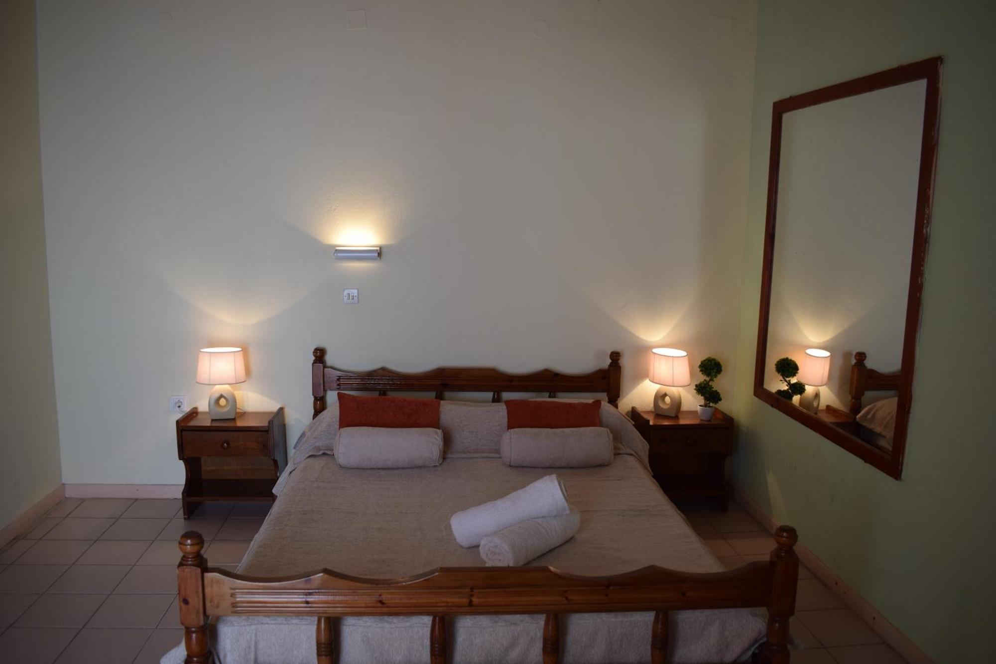 בארבאטי Paradisus Apartments מראה חיצוני תמונה